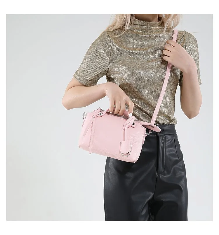 Women's Pu Leather Solid Color Streetwear Square Zipper Shoulder Bag display picture 16