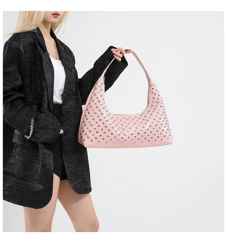 Women's Pu Leather Round Dots Streetwear Pillow Shape Zipper Tote Bag display picture 3