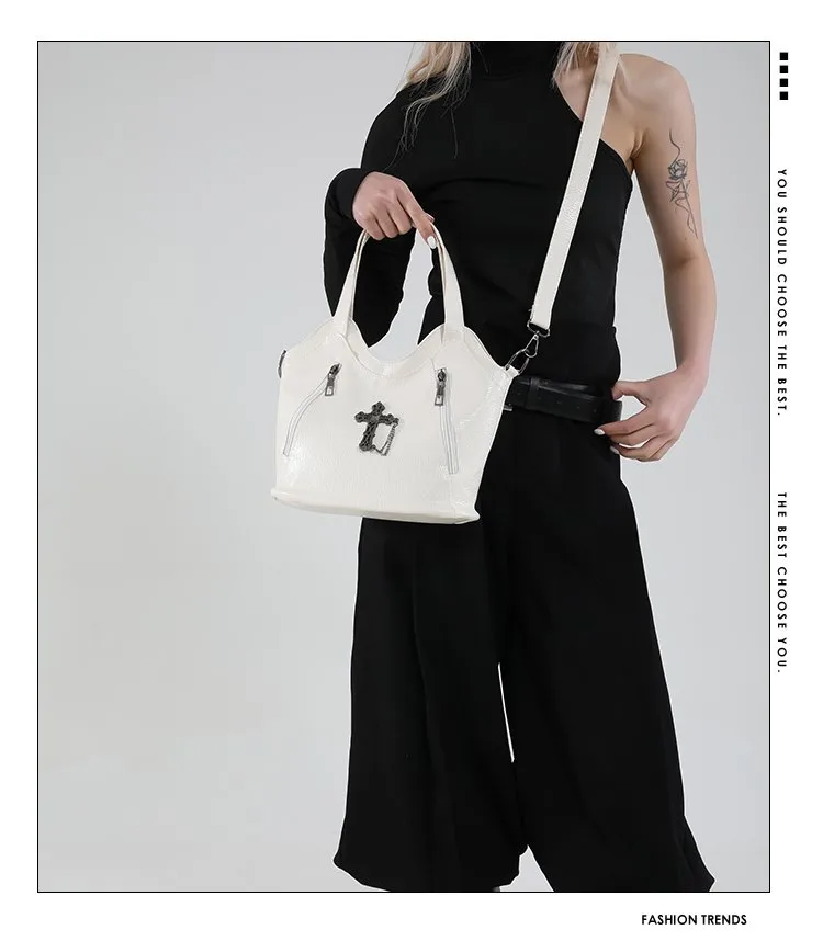 Women's Pu Leather Cross Streetwear Dumpling Shape Zipper Tote Bag display picture 2