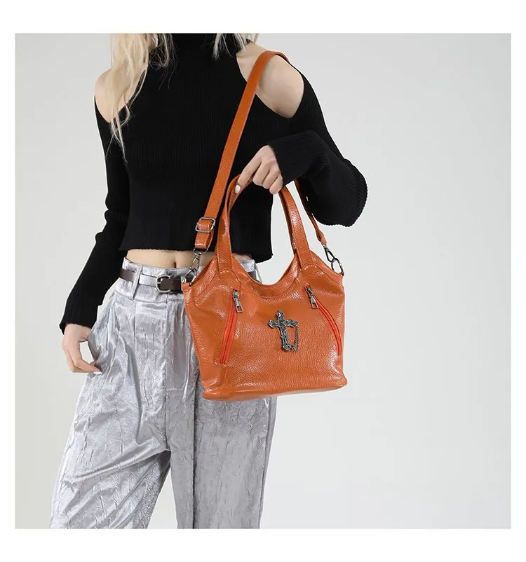 Women's Pu Leather Cross Streetwear Dumpling Shape Zipper Tote Bag display picture 9