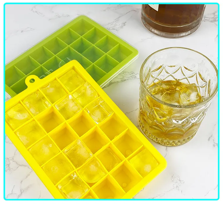 Silicone Ice Tray 24 Grid With Lid Household Refrigerator Ice Maker Ice Tray Ice Cube Mold Square Ice Box Factory In Stock display picture 5