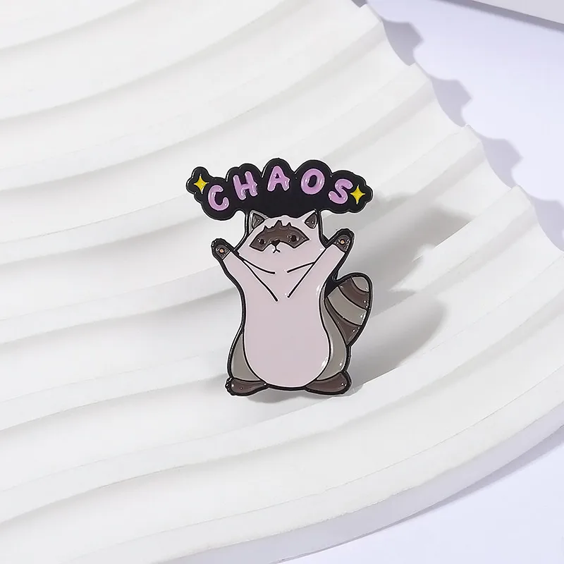 Cartoon Style Cute Bear Cat Alloy Stamping Stoving Varnish Plating Unisex Brooches display picture 10