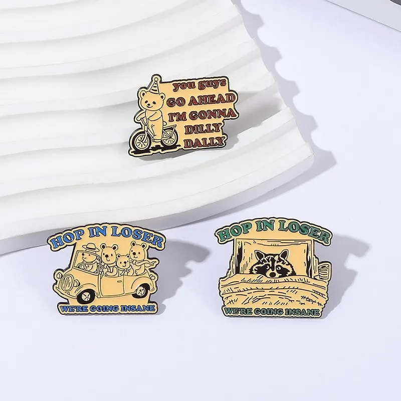 Cartoon Style Cute Bear Cat Alloy Stamping Stoving Varnish Plating Unisex Brooches display picture 9