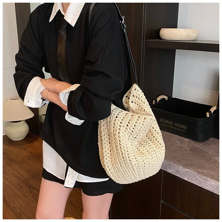 Women's Pu Leather Fabric Solid Color Vacation Streetwear Square Open Tote Bag display picture 5