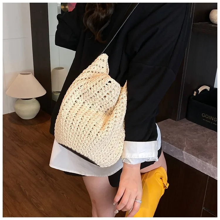 Women's Pu Leather Fabric Solid Color Vacation Streetwear Square Open Tote Bag display picture 21