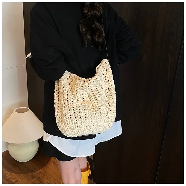 Women's Pu Leather Fabric Solid Color Vacation Streetwear Square Open Tote Bag display picture 17