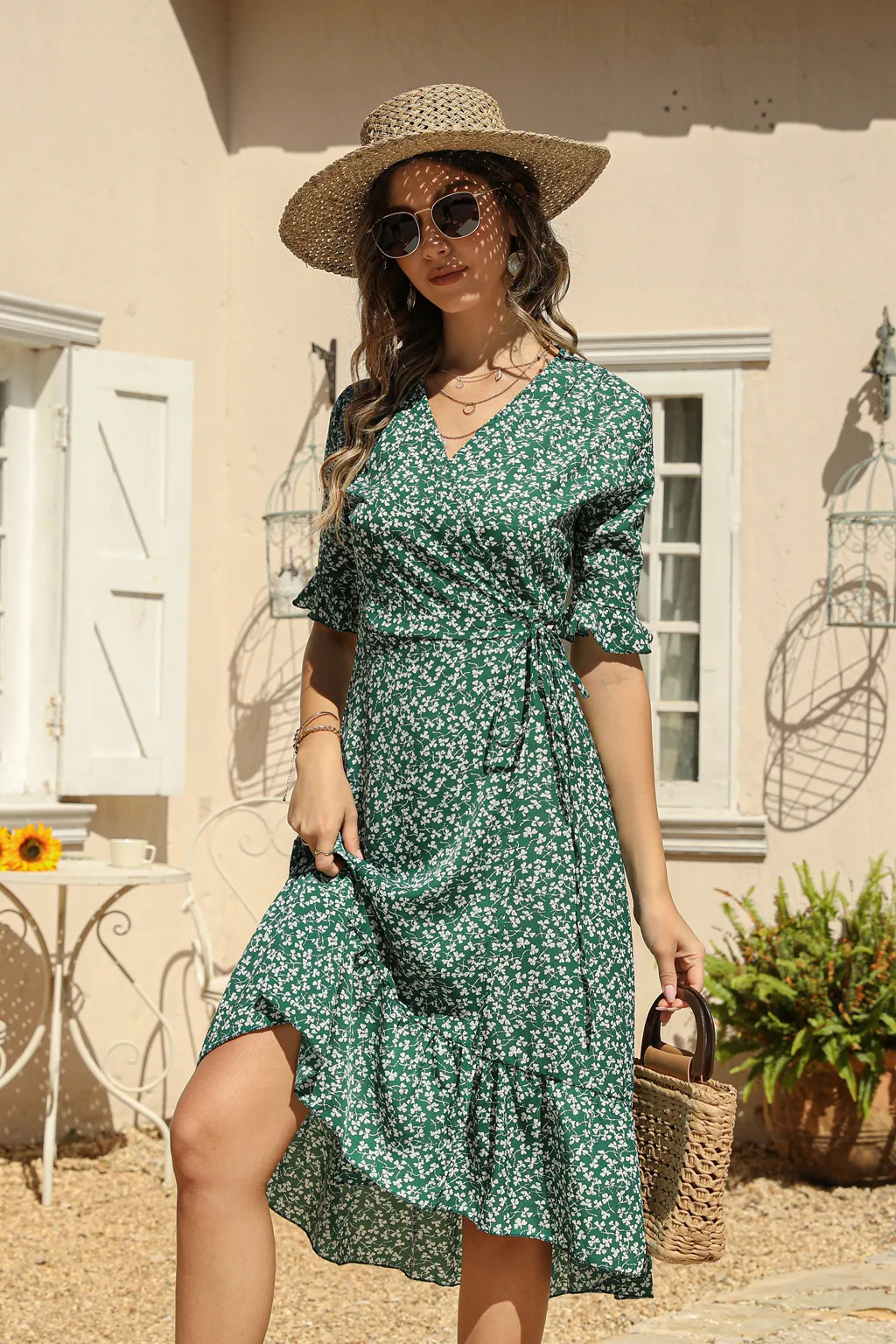 Women's Floral Dress Elegant Bohemian V Neck Short Sleeve Ditsy Floral Knee-Length Holiday Daily Beach display picture 8