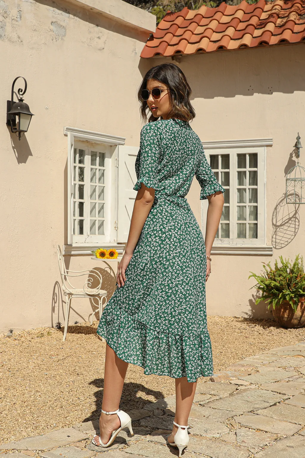 Women's Floral Dress Elegant Bohemian V Neck Short Sleeve Ditsy Floral Knee-Length Holiday Daily Beach display picture 11