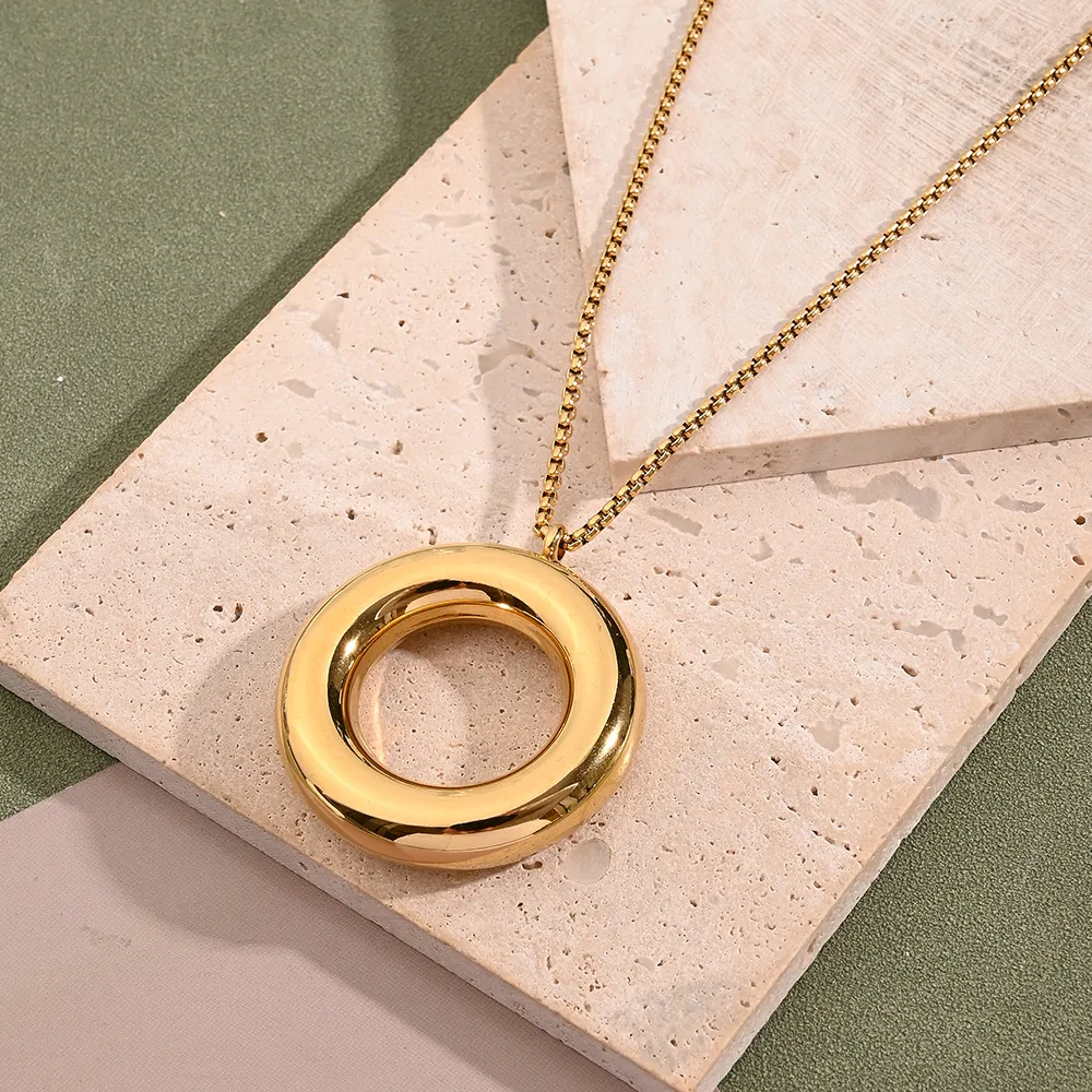Casual Sweet Simple Style Round Stainless Steel Polishing Plating 18K Gold Plated Women's Earrings Necklace Jewelry Set display picture 5