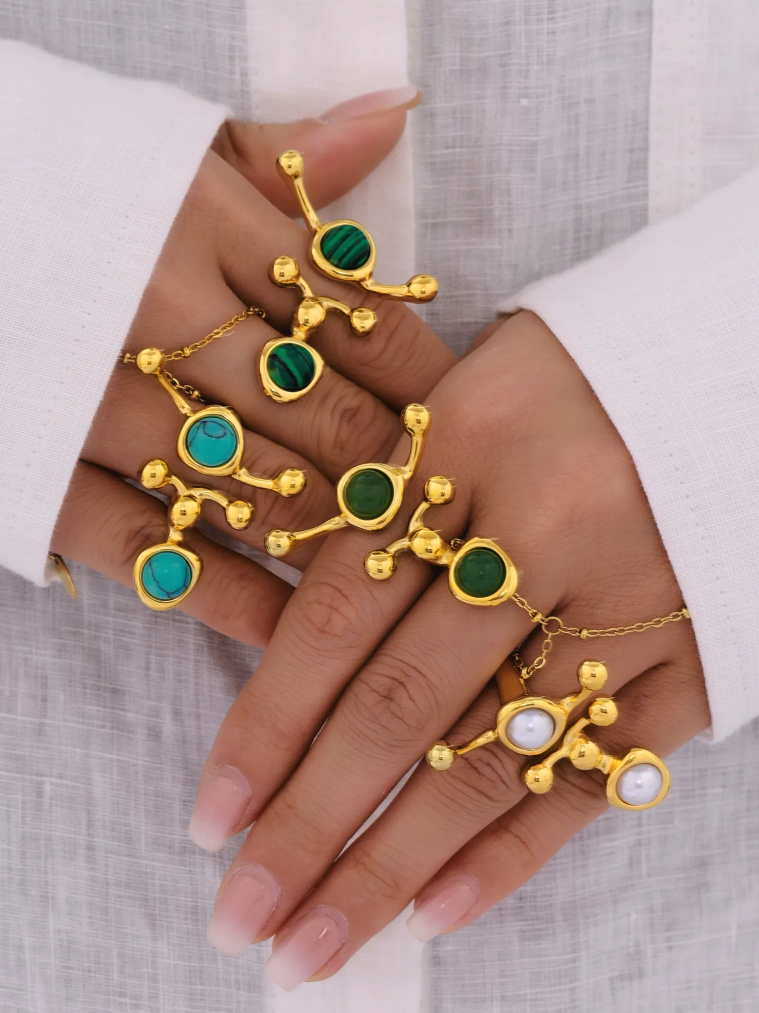 Exaggerated Luxurious Geometric 304 Stainless Steel Plating Inlay Artificial Pearls December Birthstone Turquoise 18K Gold Plated Women's Rings display picture 10