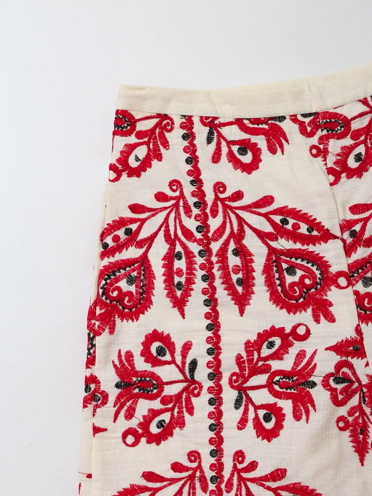 Women's Weekend Ethnic Style Flower Shorts Casual Pants display picture 6