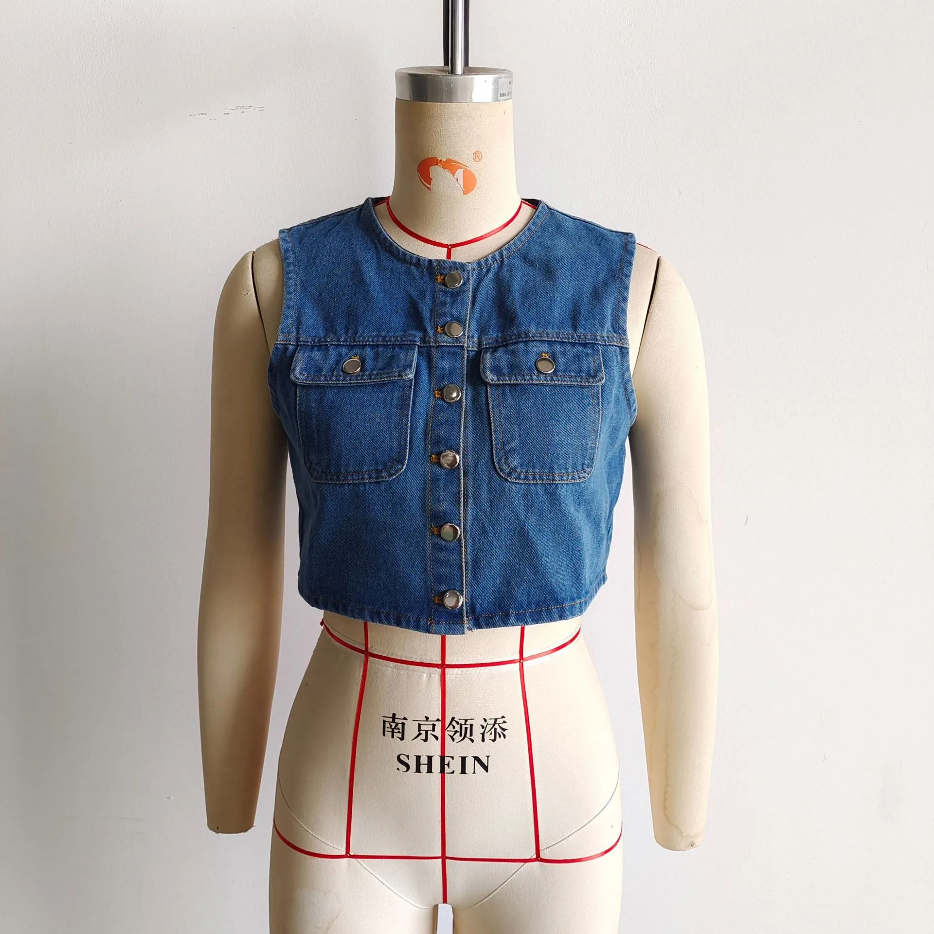 Women's Vest Sleeveless Blazers Vintage Style Streetwear Solid Color display picture 15