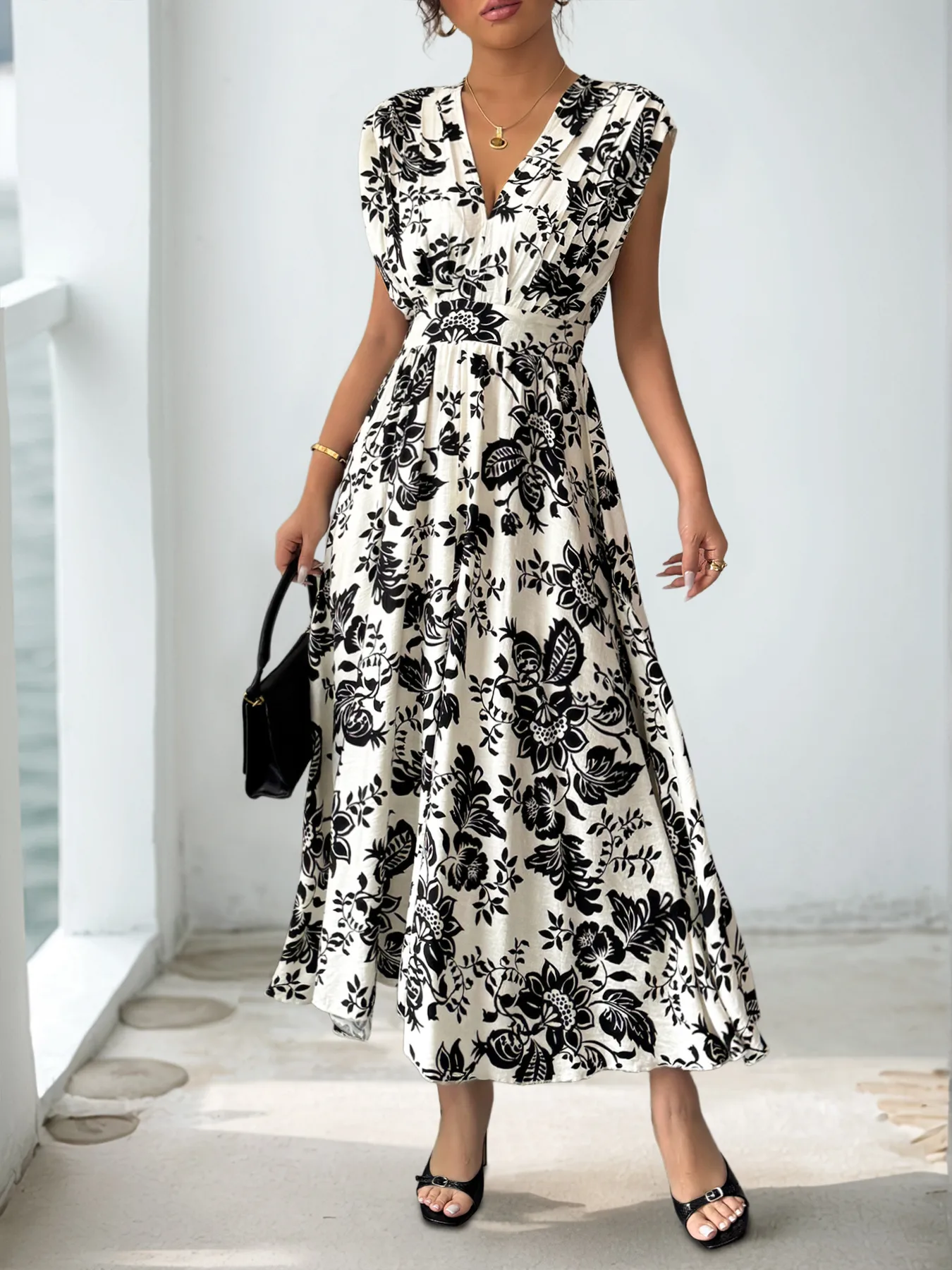 Women's A- Line Skirt Elegant Vacation V Neck Sleeveless Plant Midi Dress Daily Street display picture 4