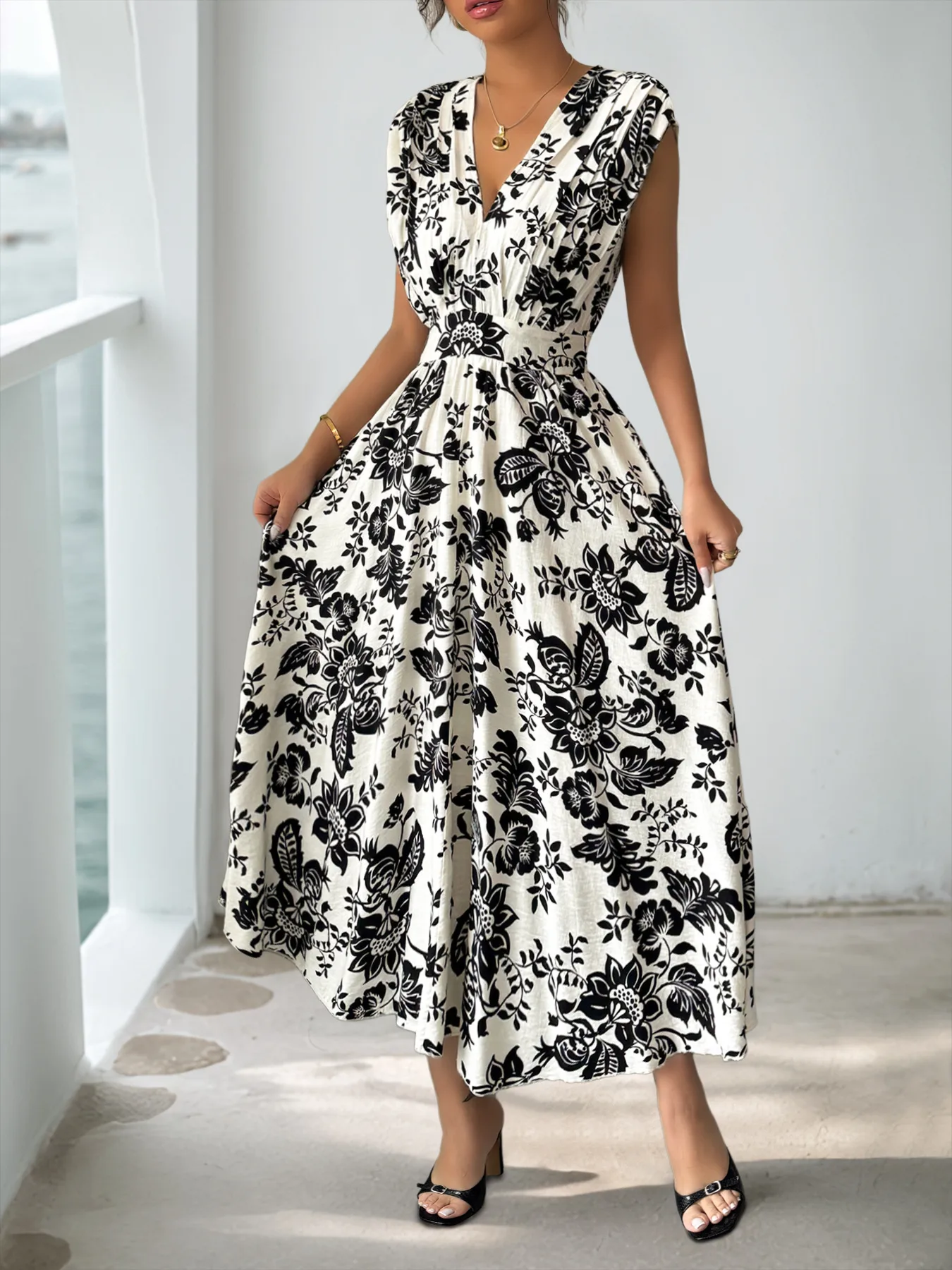 Women's A- Line Skirt Elegant Vacation V Neck Sleeveless Plant Midi Dress Daily Street display picture 5