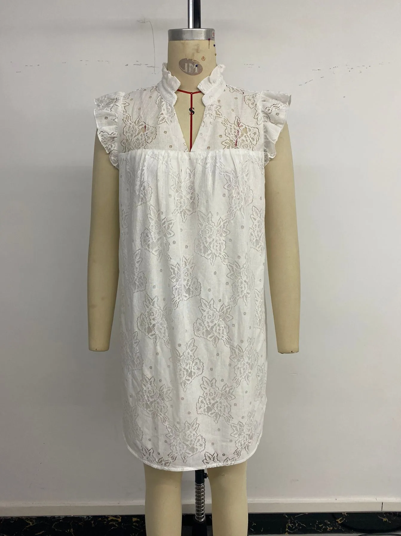 Women's Lace Dress Elegant V Neck Sleeveless Flower Above Knee Holiday Daily display picture 7