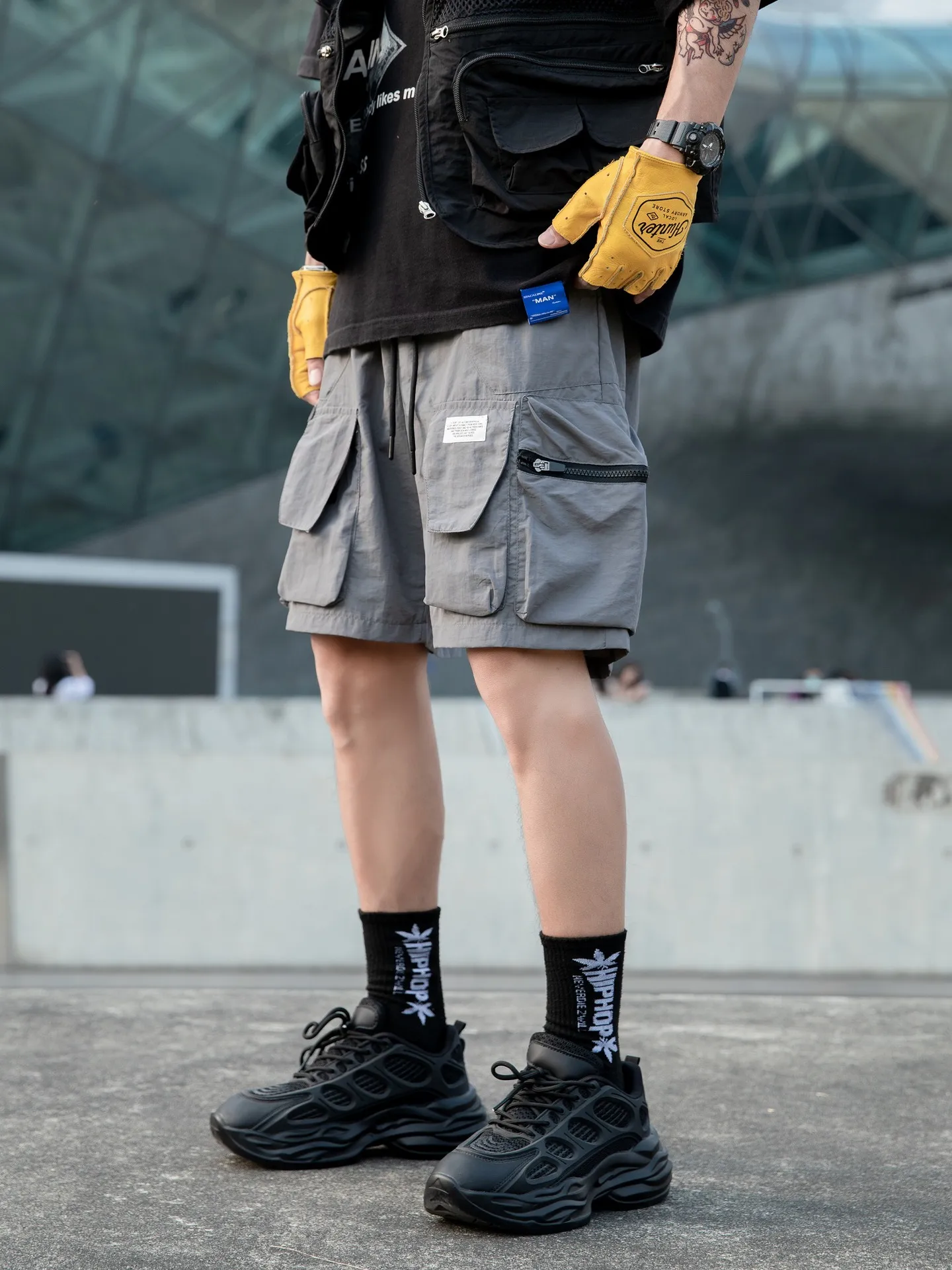 Jiayiku Men's   Functional Fashion Brand Multi-Pocket Pants Quick-drying Thin Tactical Workwear Shorts display picture 24