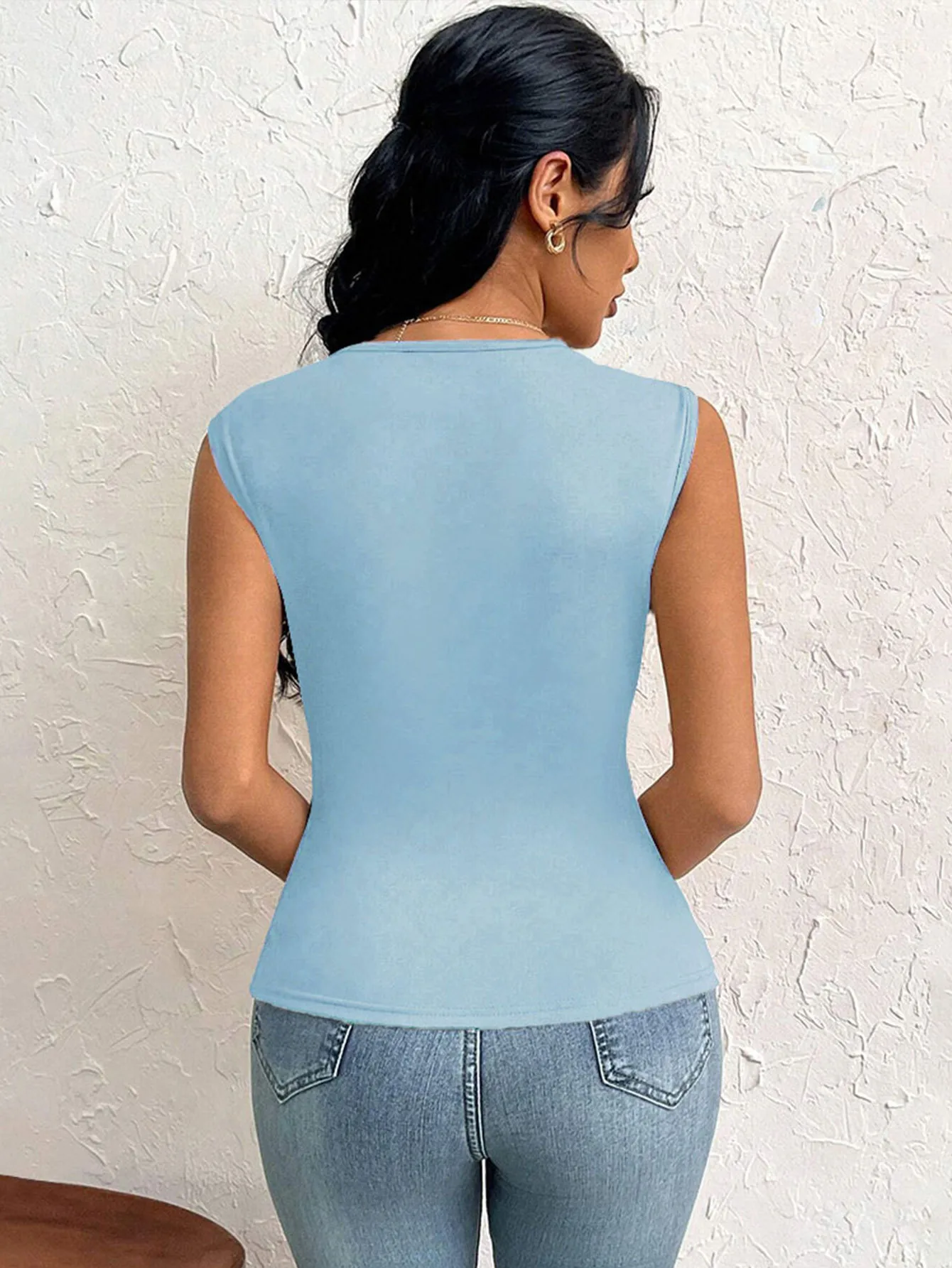 Women's  Elegant Style T-shirt  Spring And Summer New Slim-fit Short Solid Color Top With Slant Collar display picture 16