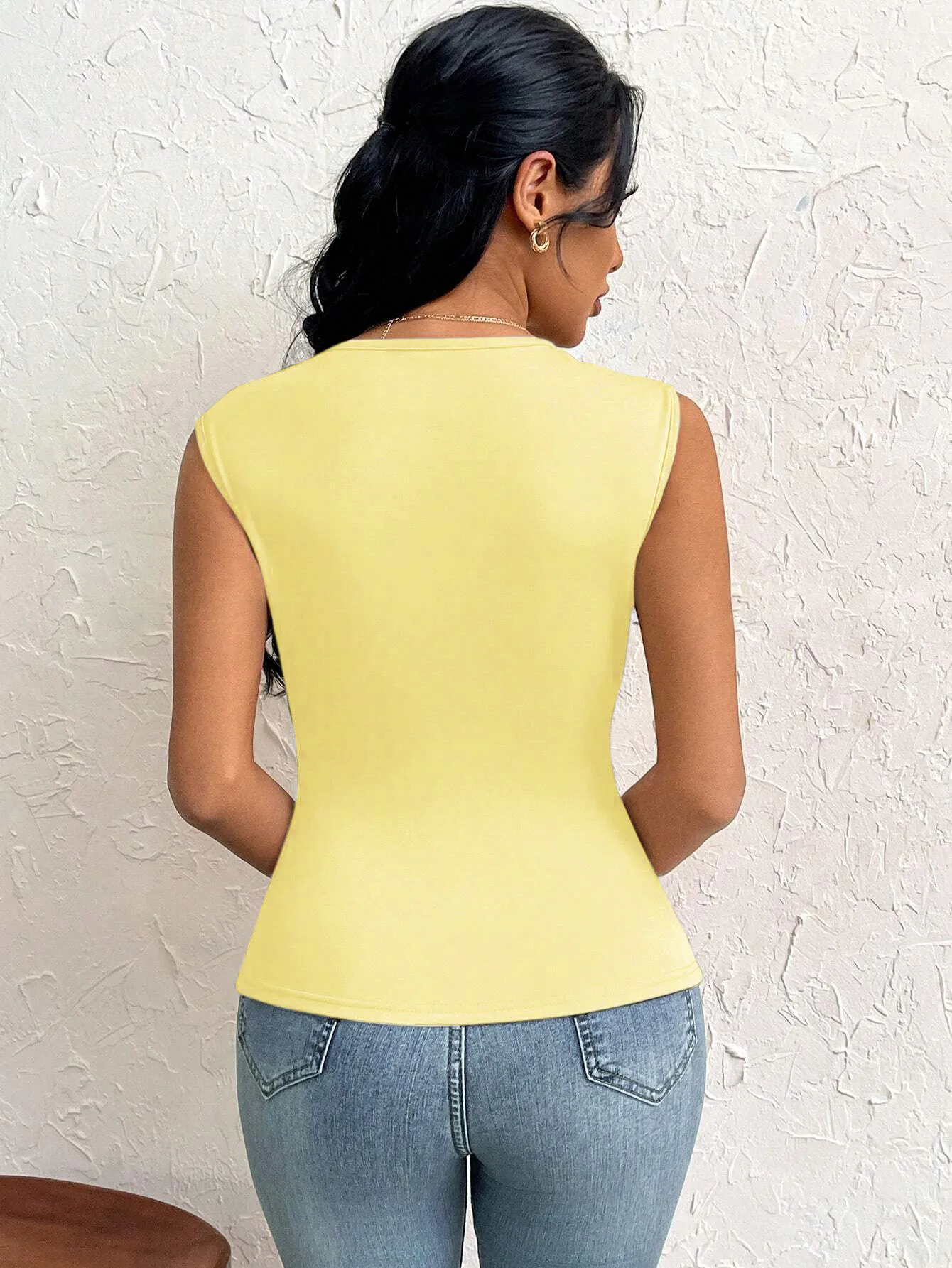 Women's  Elegant Style T-shirt  Spring And Summer New Slim-fit Short Solid Color Top With Slant Collar display picture 20