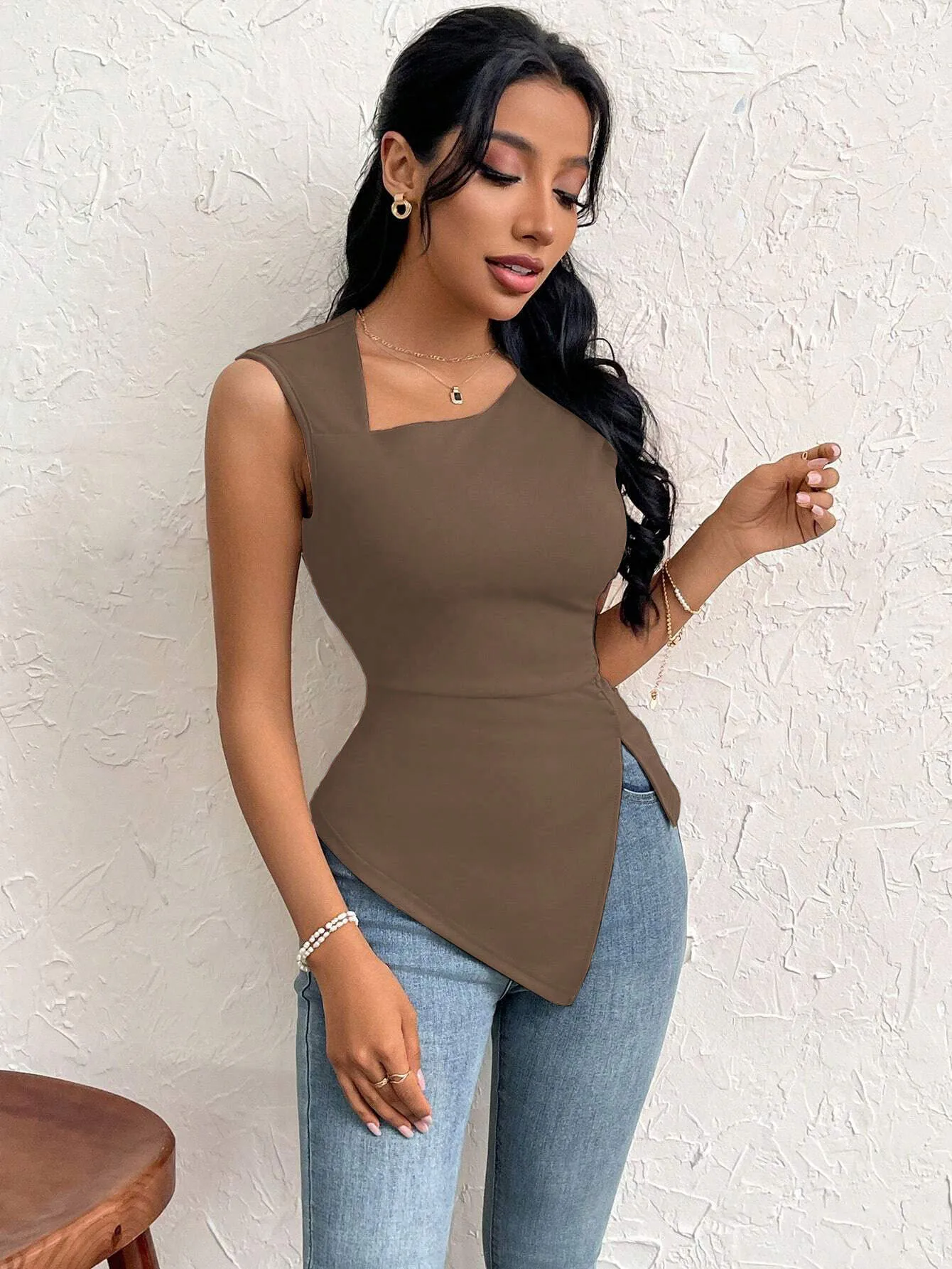 Women's  Elegant Style T-shirt  Spring And Summer New Slim-fit Short Solid Color Top With Slant Collar display picture 24