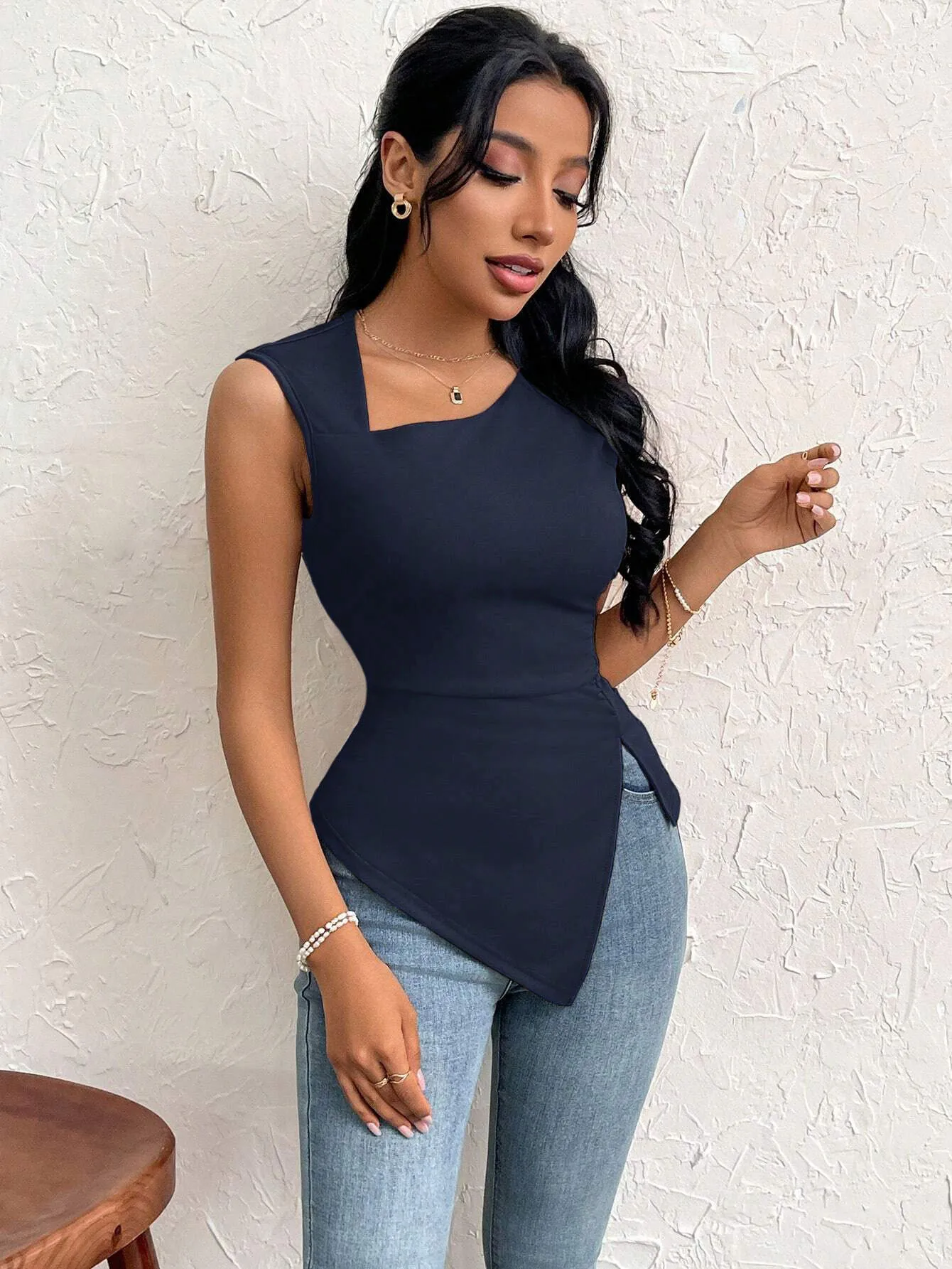 Women's  Elegant Style T-shirt  Spring And Summer New Slim-fit Short Solid Color Top With Slant Collar display picture 34