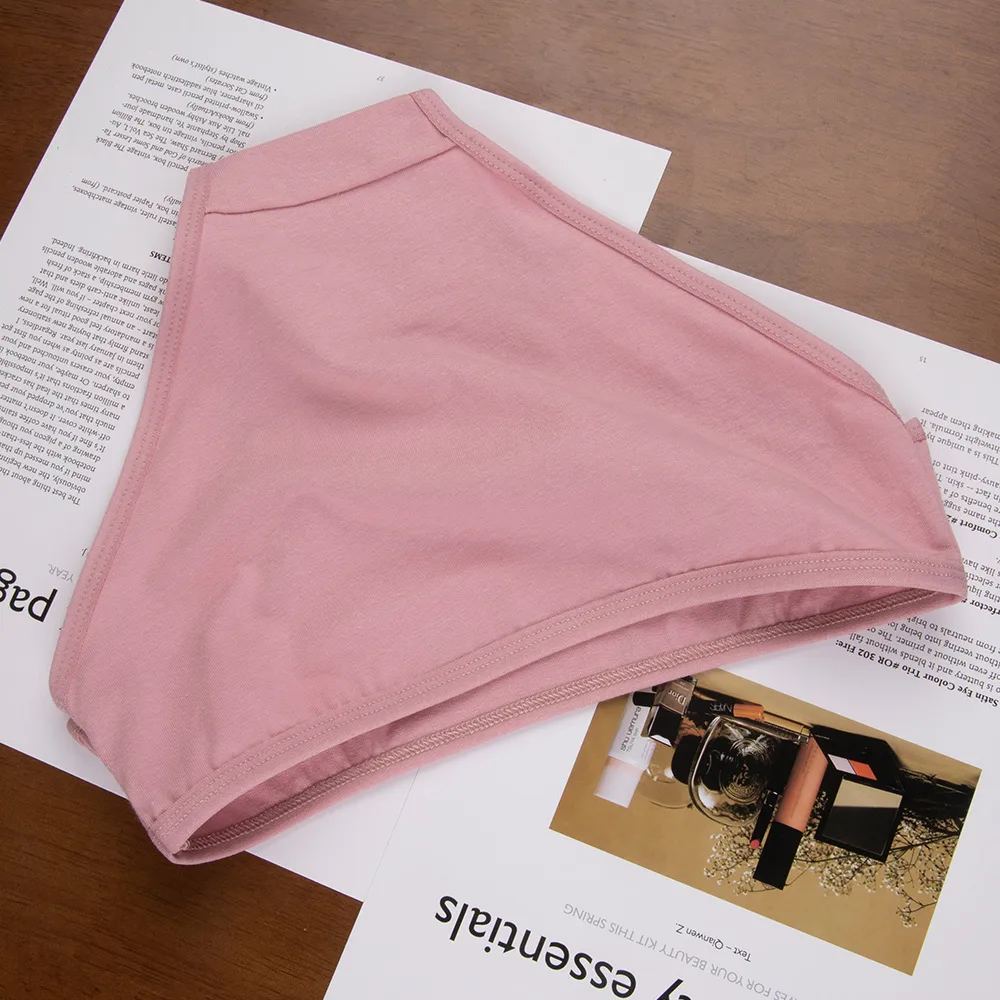 Solid Color Low Waist Briefs Panties display picture 10