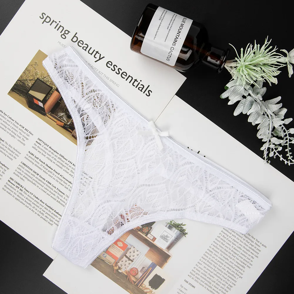 Lace Low Waist Thong Panties display picture 3