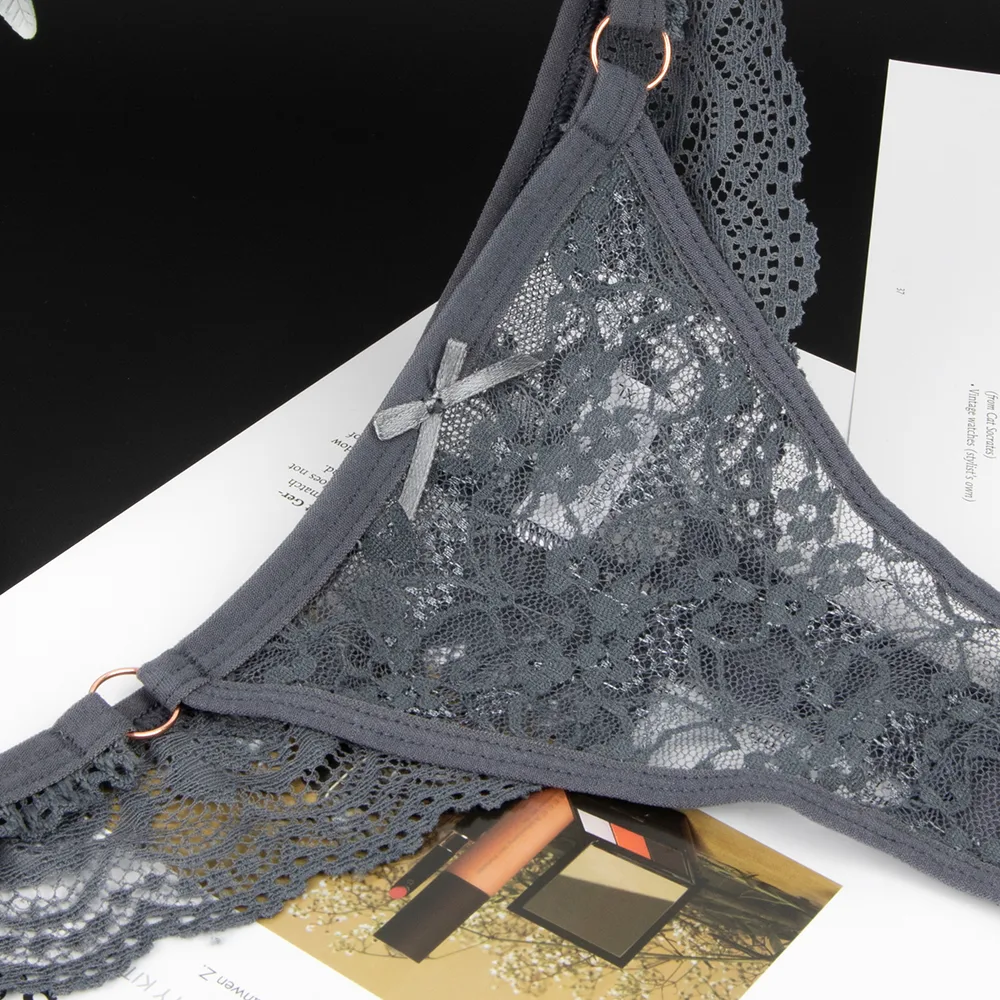 Lace Low Waist Thong Panties display picture 10