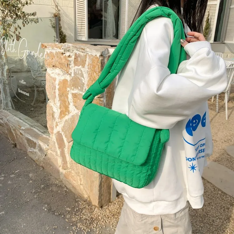 Women's Cloth Stripe Solid Color Streetwear Square Magnetic Buckle Flip Cover Shoulder Bag display picture 3