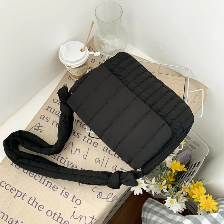 Women's Cloth Stripe Solid Color Streetwear Square Magnetic Buckle Flip Cover Shoulder Bag display picture 18