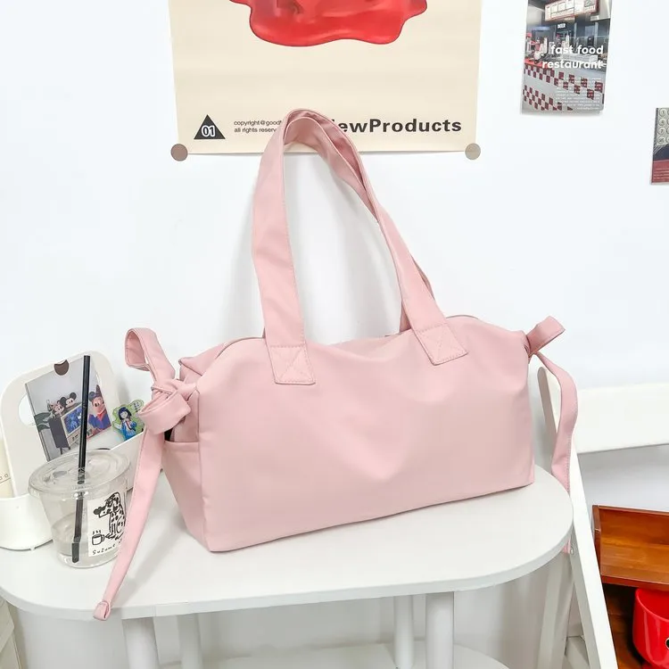 Women's Pu Leather Solid Color Bow Knot Streetwear Square Zipper Shoulder Bag display picture 8