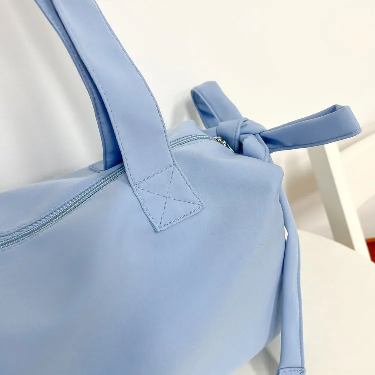 Women's Pu Leather Solid Color Bow Knot Streetwear Square Zipper Shoulder Bag display picture 25