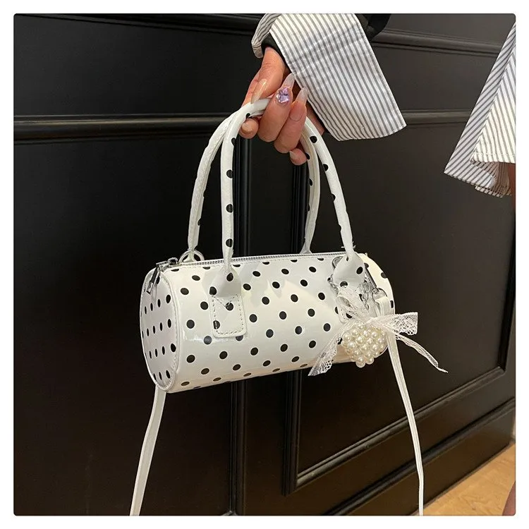 Women's Pu Leather Color Block Polka Dots Streetwear Cylindrical Zipper Shoulder Bag display picture 7