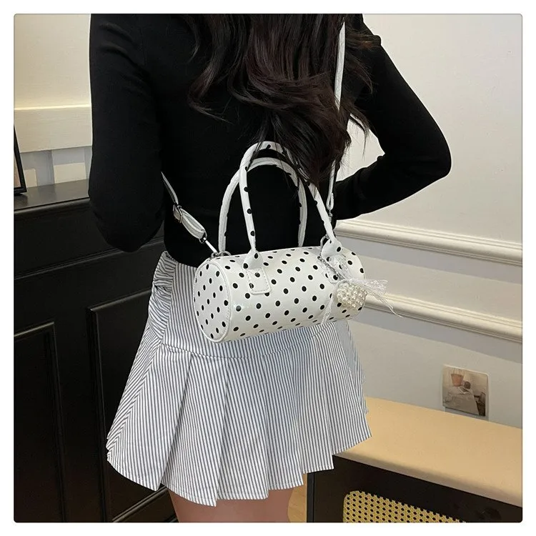 Women's Pu Leather Color Block Polka Dots Streetwear Cylindrical Zipper Shoulder Bag display picture 8