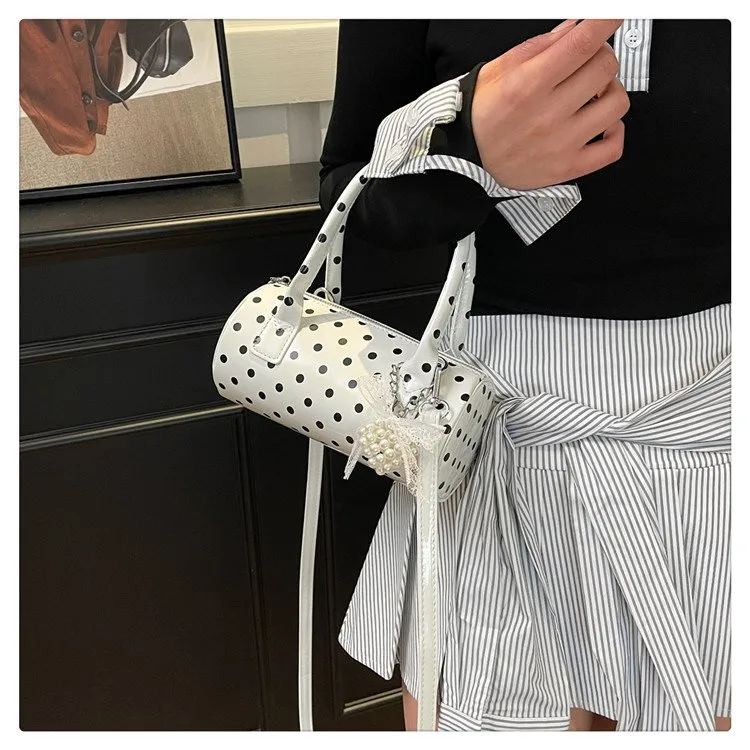 Women's Pu Leather Color Block Polka Dots Streetwear Cylindrical Zipper Shoulder Bag display picture 11