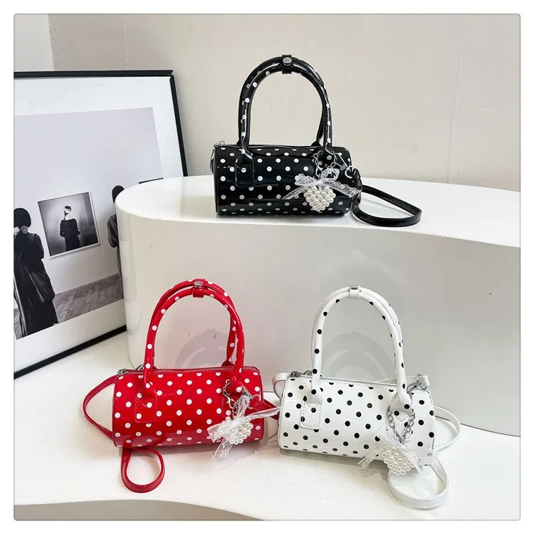 Women's Pu Leather Color Block Polka Dots Streetwear Cylindrical Zipper Shoulder Bag display picture 1