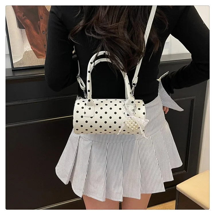 Women's Pu Leather Color Block Polka Dots Streetwear Cylindrical Zipper Shoulder Bag display picture 14