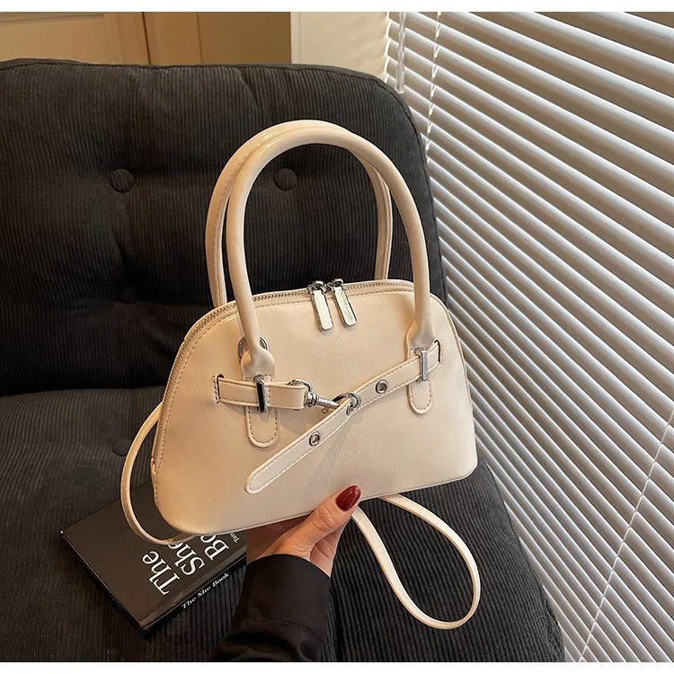 Women's Pu Leather Solid Color Streetwear Square Zipper Shoulder Bag display picture 3