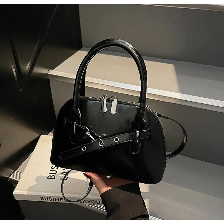 Women's Pu Leather Solid Color Streetwear Square Zipper Shoulder Bag display picture 5