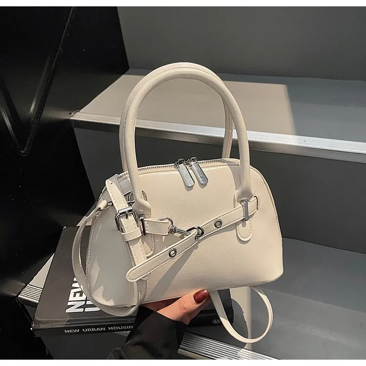Women's Pu Leather Solid Color Streetwear Square Zipper Shoulder Bag display picture 8