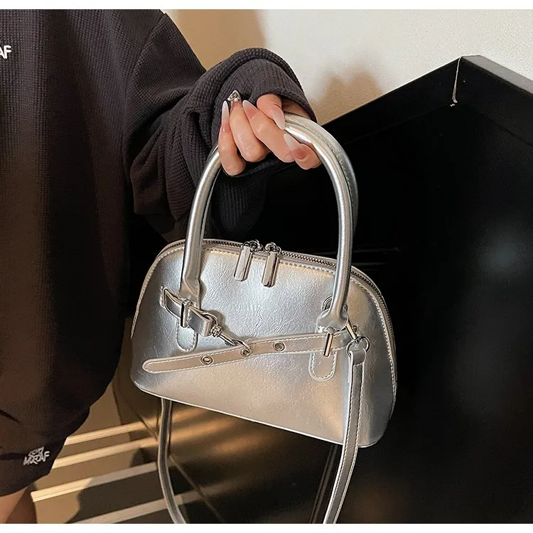 Women's Pu Leather Solid Color Streetwear Square Zipper Shoulder Bag display picture 20