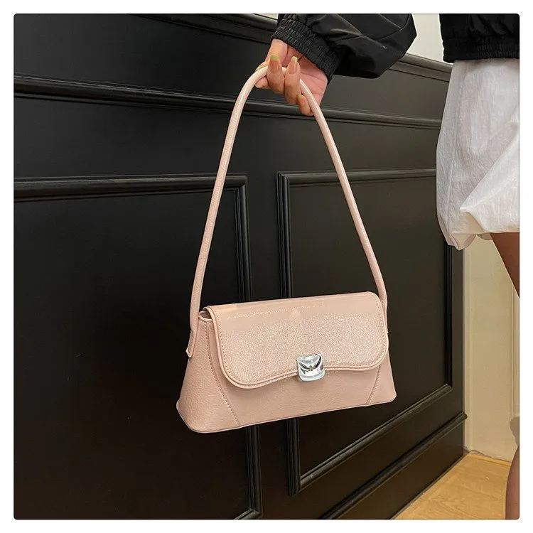 Women's Pu Leather Solid Color Streetwear Square Magnetic Buckle Flip Cover Shoulder Bag display picture 2