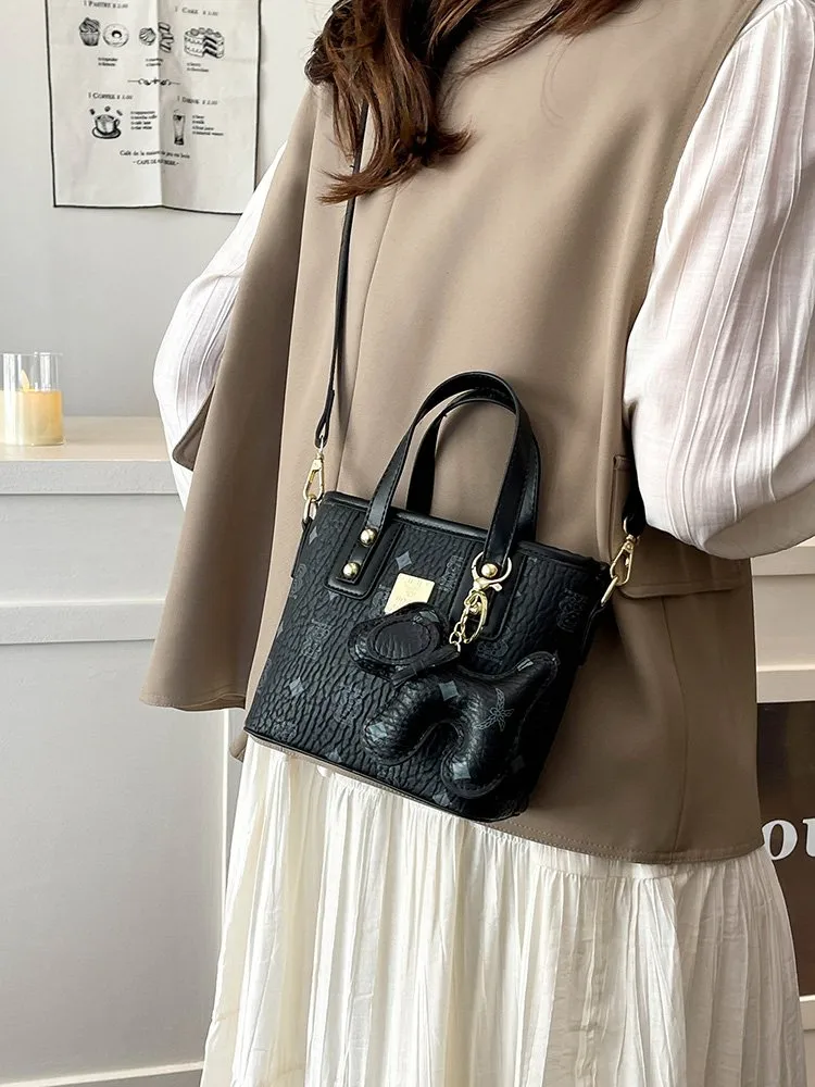 Women's Pu Leather Animal Color Block Argyle Cute Streetwear Square Zipper Shoulder Bag display picture 11
