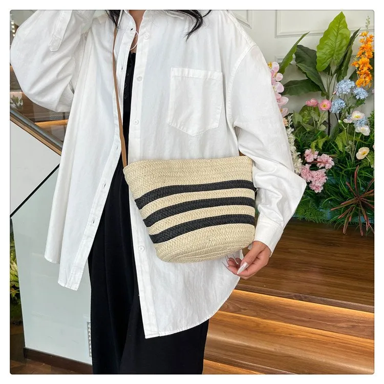Women's Straw Stripe Vacation Streetwear Square Zipper Straw Bag display picture 4