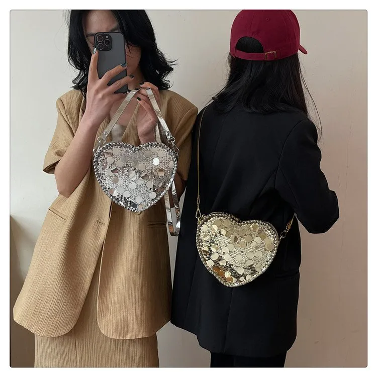Women's Pu Leather Heart Shape Streetwear Sequins Heart-shaped Zipper Shoulder Bag display picture 15