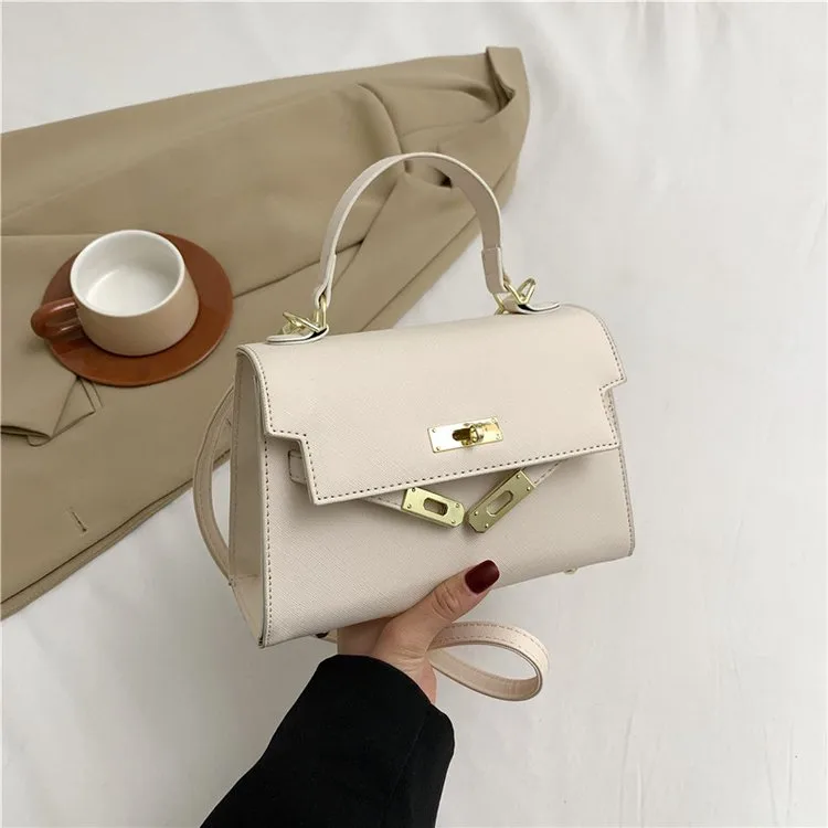 Women's Pu Leather Solid Color Streetwear Square Flip Cover Lock Clasp Shoulder Bag display picture 10