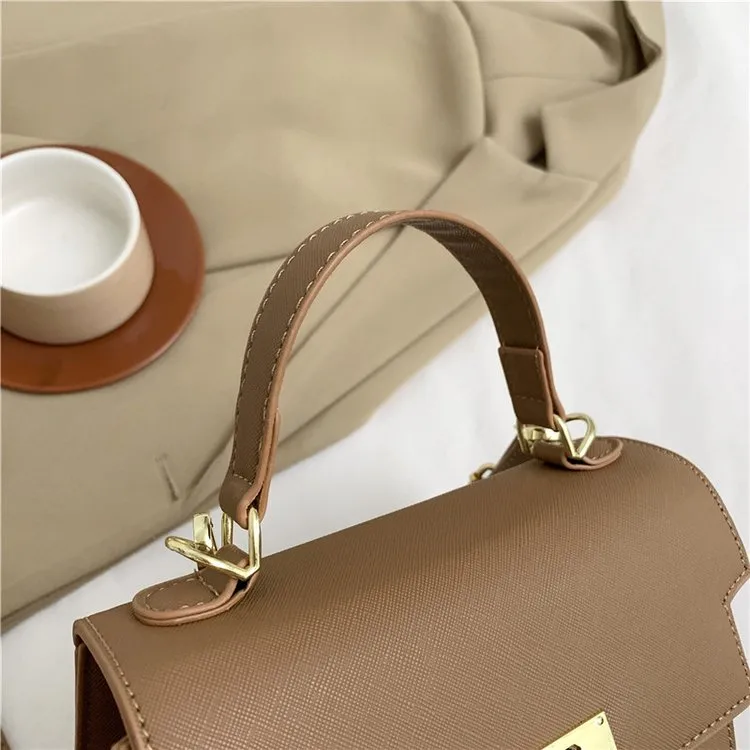 Women's Pu Leather Solid Color Streetwear Square Flip Cover Lock Clasp Shoulder Bag display picture 21