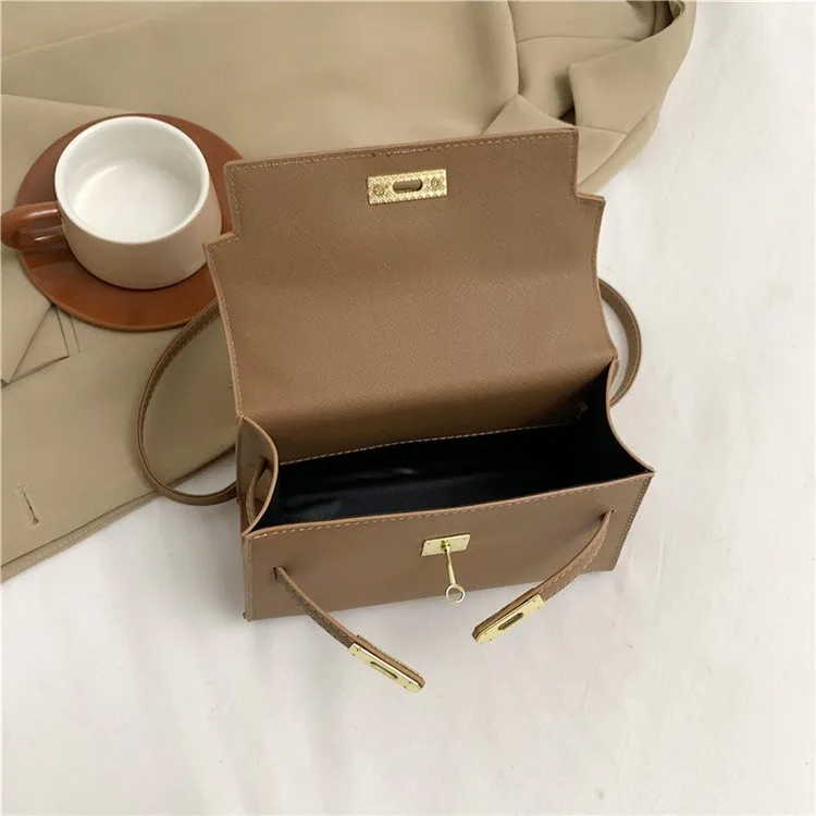 Women's Pu Leather Solid Color Streetwear Square Flip Cover Lock Clasp Shoulder Bag display picture 22