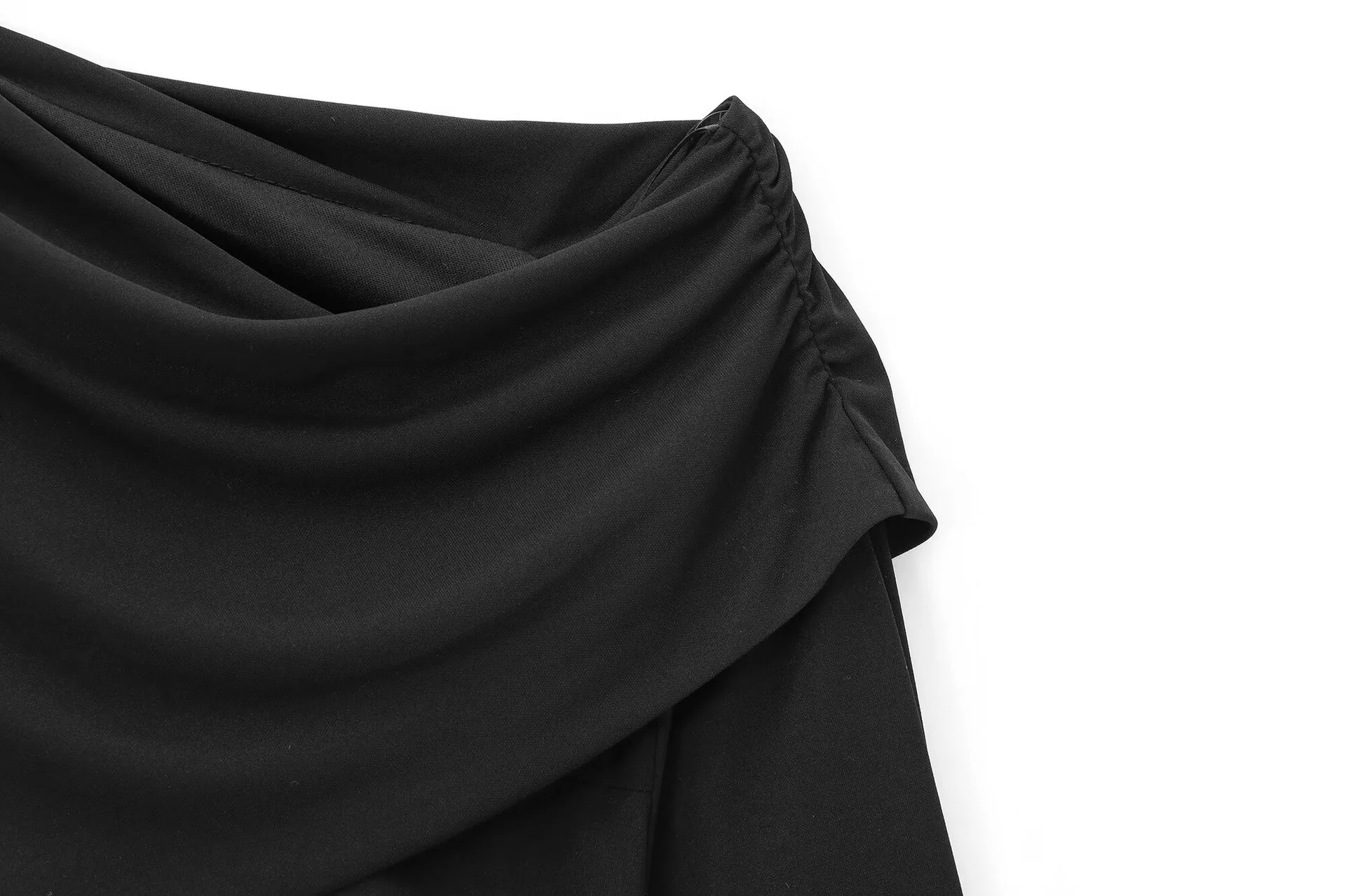 Women's Sheath Dress Streetwear Oblique Collar Long Sleeve Solid Color Above Knee Holiday Street display picture 5