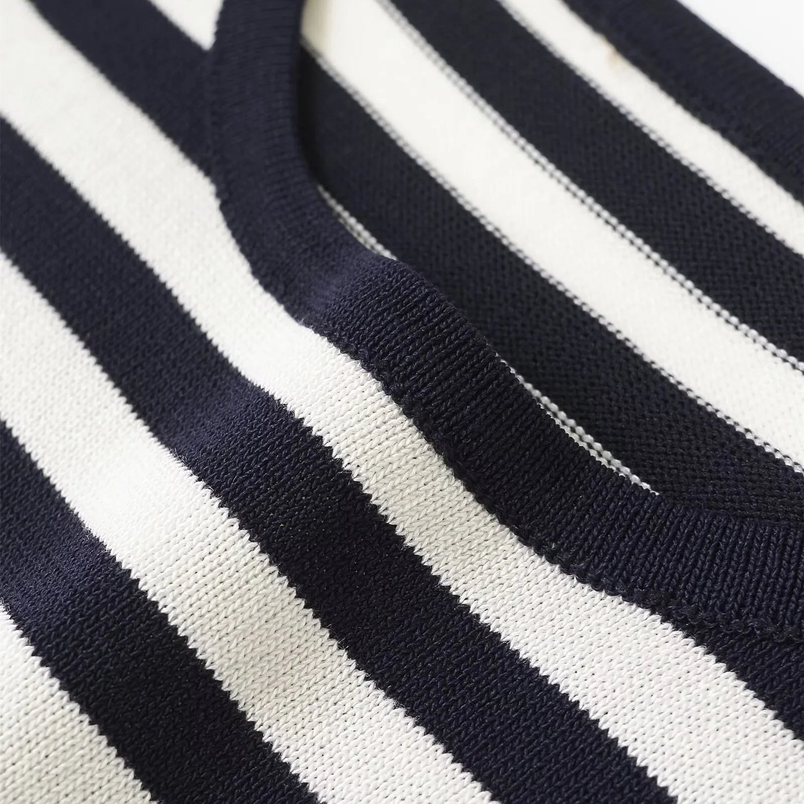 Women's T-shirt Short Sleeve T-Shirts Casual Style Classic Style Stripe display picture 16