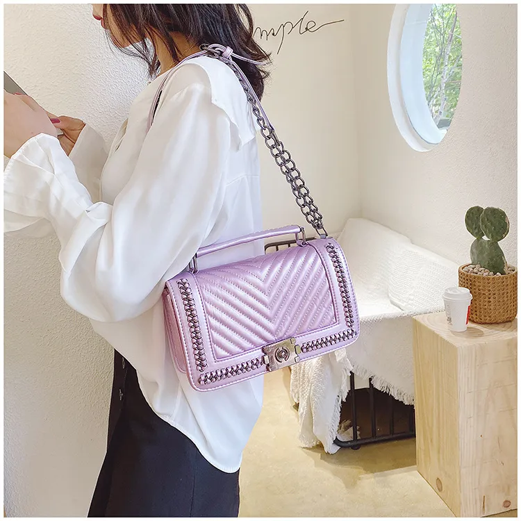 Women's Pu Leather Chevron Solid Color Streetwear Square Flip Cover Shoulder Bag display picture 9